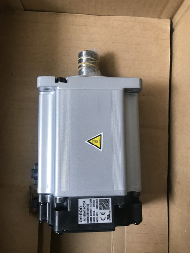 Servomotore Omron R88M-K75030H-S2 – Nuovo, Spedizione Gratuita, Modello Generico Compatibile