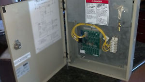 McQuay 055104401 MicroTech Open Protocol Control Board 0.40A 120V 60HZ ...