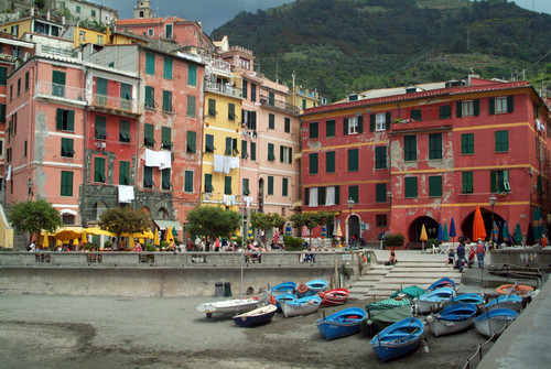 Cinque Terra Pier 01