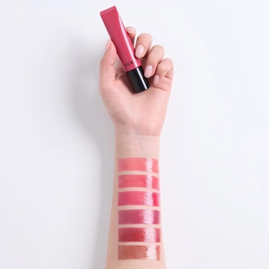 hera-sensual-tinted-shine-lip-serum-c.jpg hera-sensual-tinted-shine-lip-serum-c.jpg