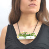 Y'a du monde au balcon! Living necklace