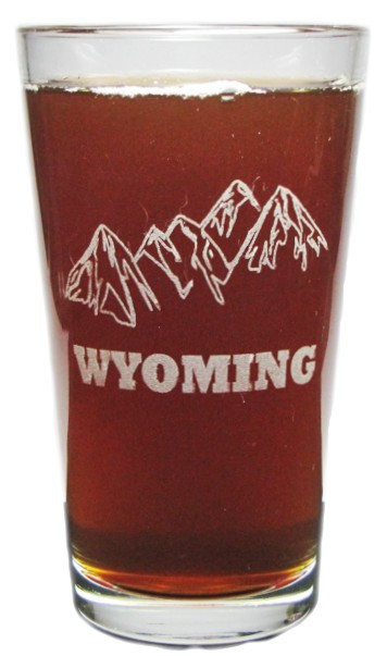 Wyoming Mountains 16 Ounce Heavy Duty Pint Glass / Beer Glass with Permanent Laser Engraving