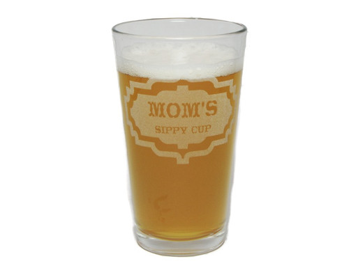 Mom's Sippy Cup Novelty 16 Ounce Heavy Duty Laser Engraved Pint Glass / Beer Glass