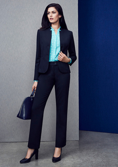 8034 Women’s Relaxed Fit Pant