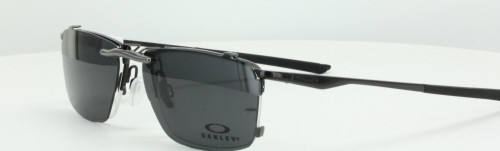 oakley socket 5.5 clip on sunglasses