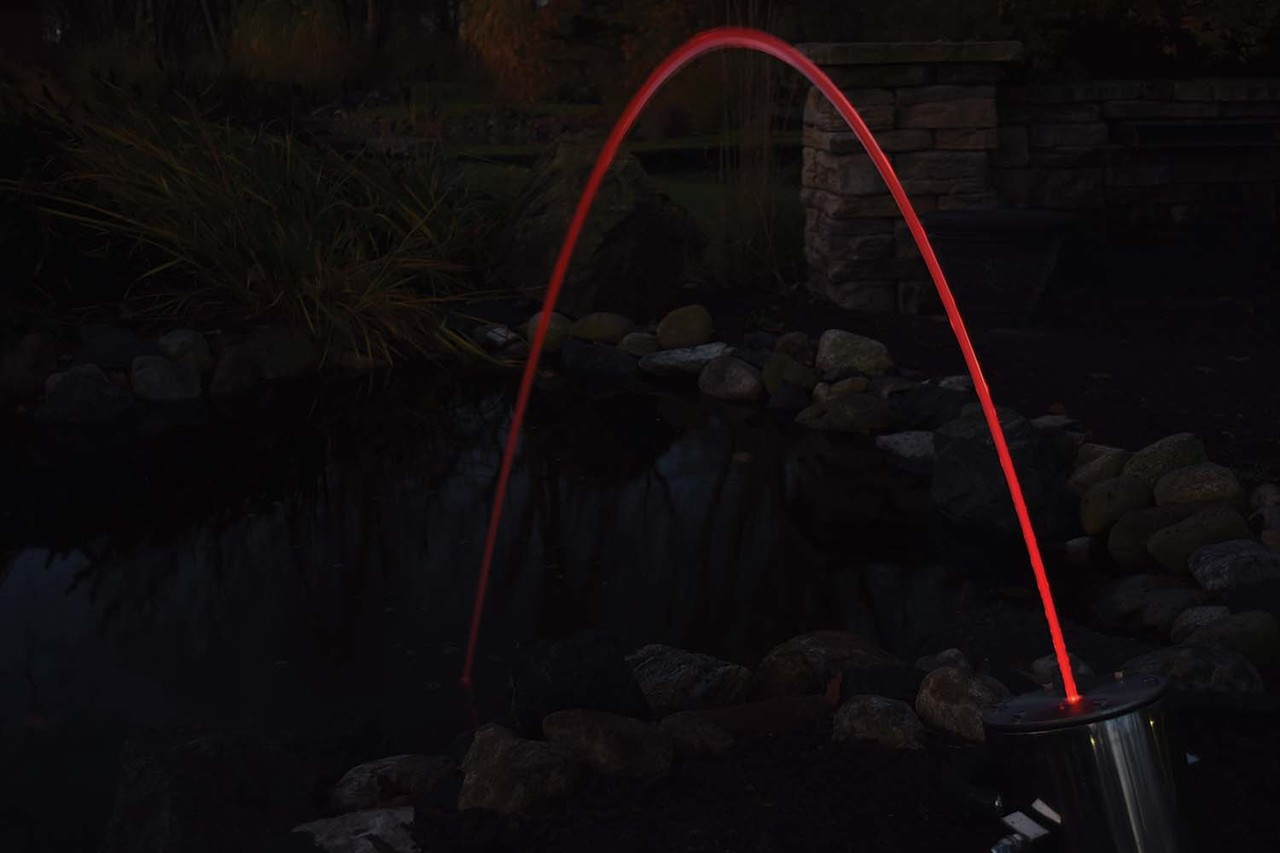 Arching Laminar Stream Fountain