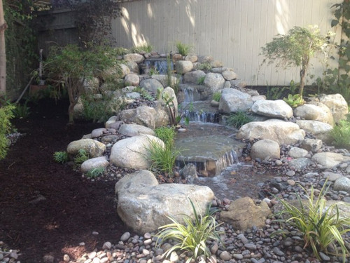 20" Blue Thumb Small Cascading Falls (FREE SHIPPING) by Blue Thumb