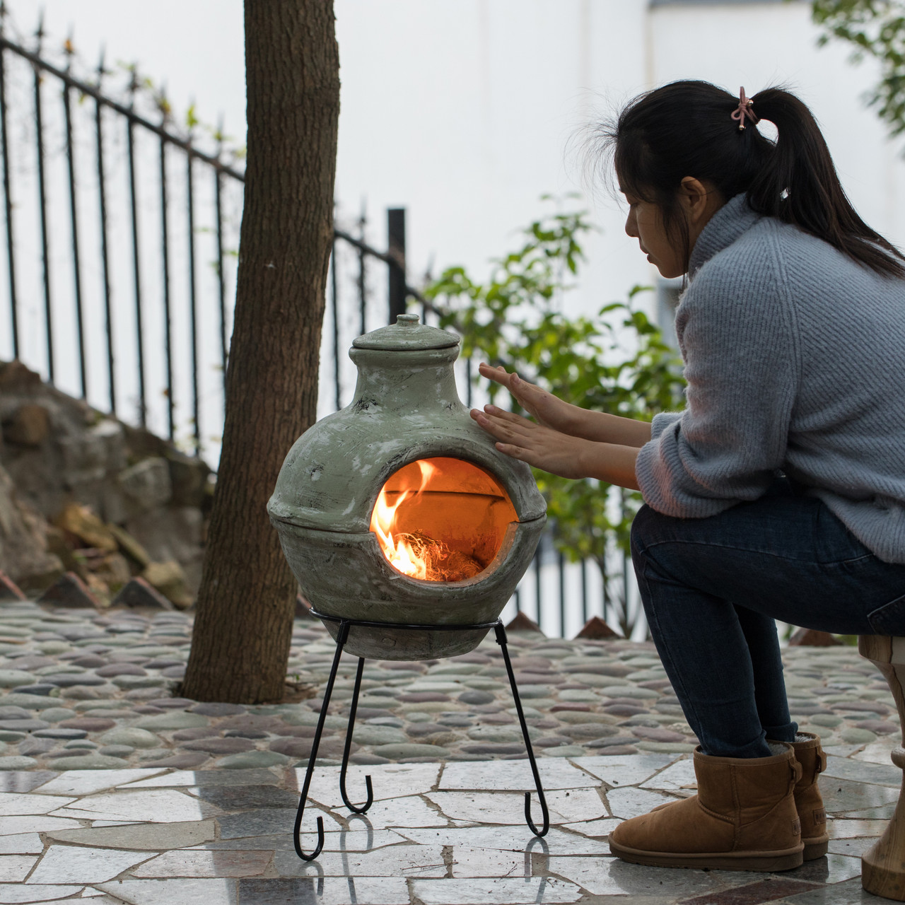 Outdoor Beige Clay Chimenea BBQ Grill Fire Pit Accent Design and Metal Stand - Thumbnail 5