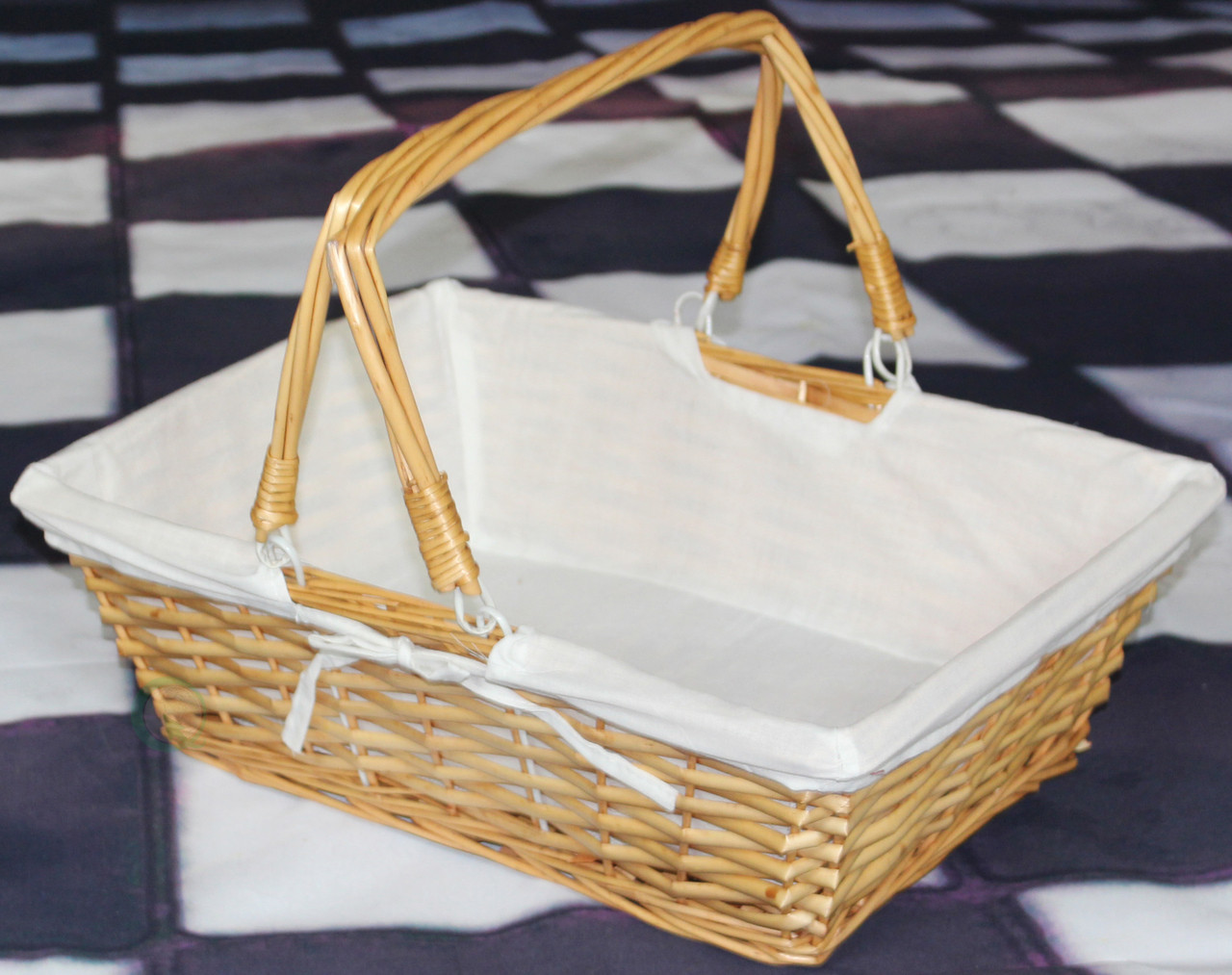 Buy Wholesale QI003062 Rectangular Willow Basket with White Fabric