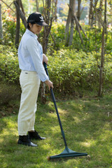 Artificial Turf Garden Carpet Rake with Extendable Lightweight Telescopic Handle