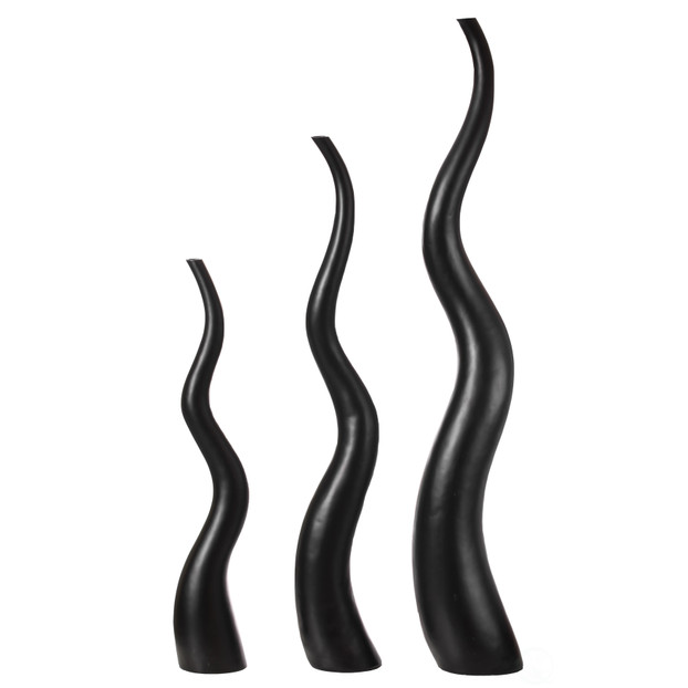 Tall Ceramic Black Animal Horn Floor Vase Elegant for Entryway Dining Living Room Decor Statement Piece with Distinctive Antler-Inspired Design Blending Contemporary Elegance and Nature-Inspired