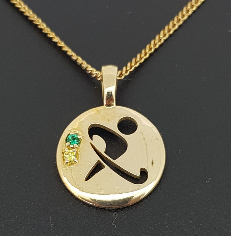 9ct  Gold LARGE AUS REP Green & Gold Stone  Pendant  