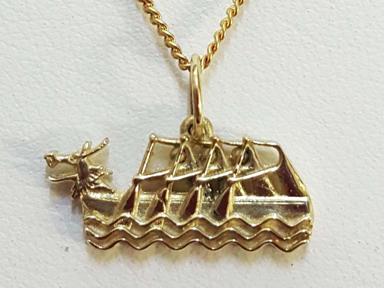 9ct Gold Large Dragon Boat Necklat