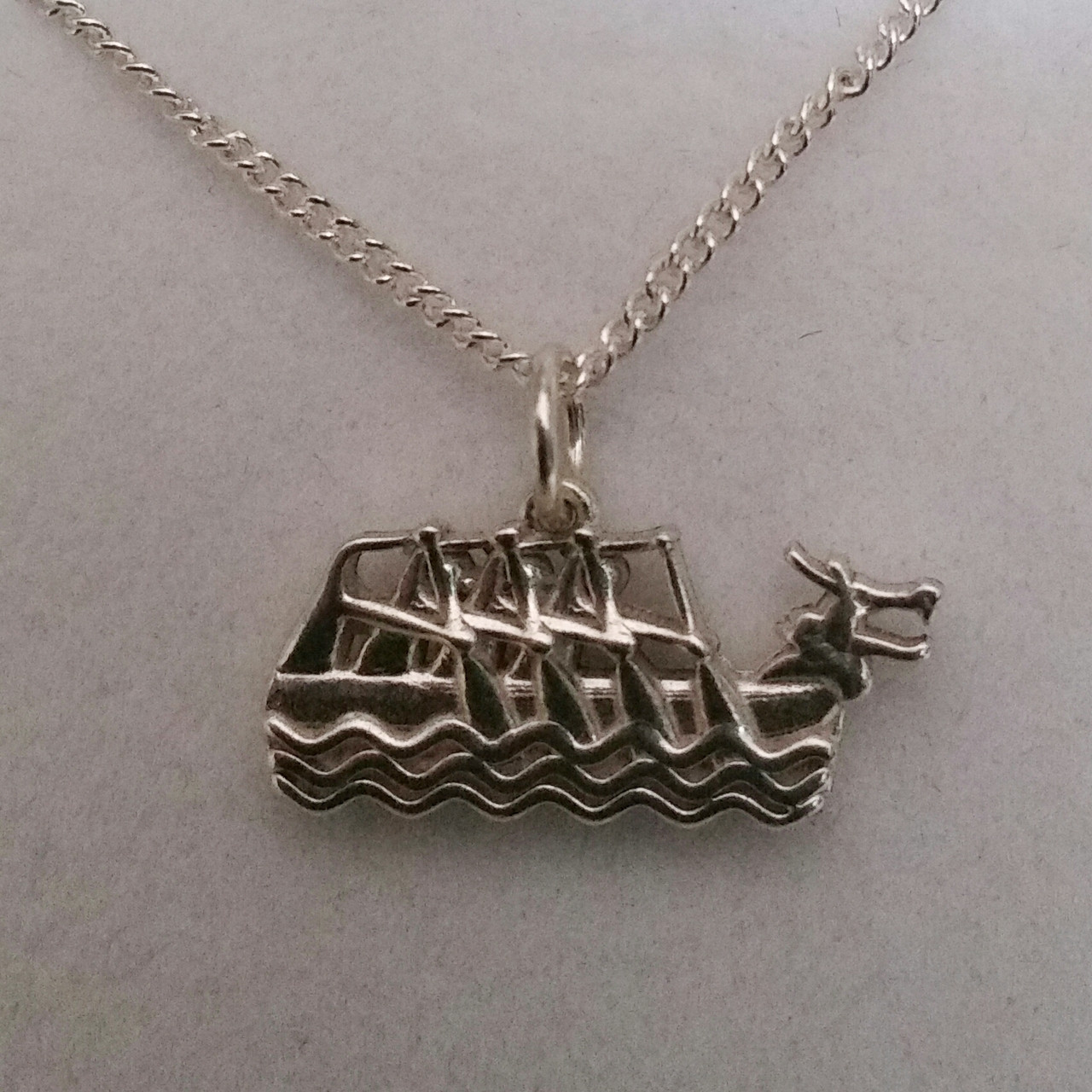 Ster/Silver Dragon Boat Lightweight Necklat 