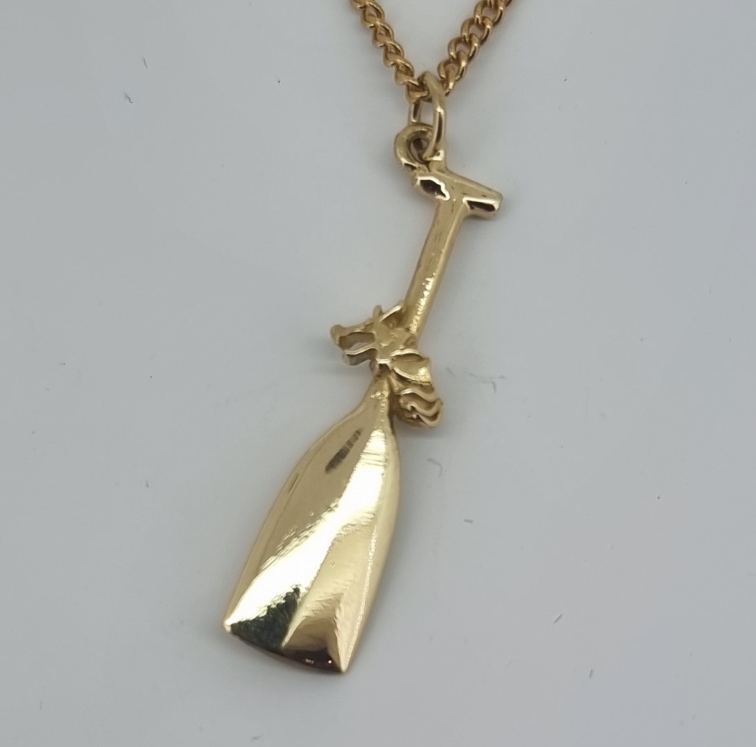 9ct Custom design Dragon Boat paddle Necklat 2326