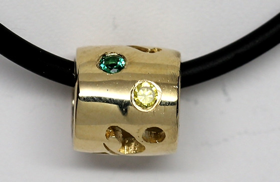 9ct Hockey Bead , AUS REP PLayers, stone set