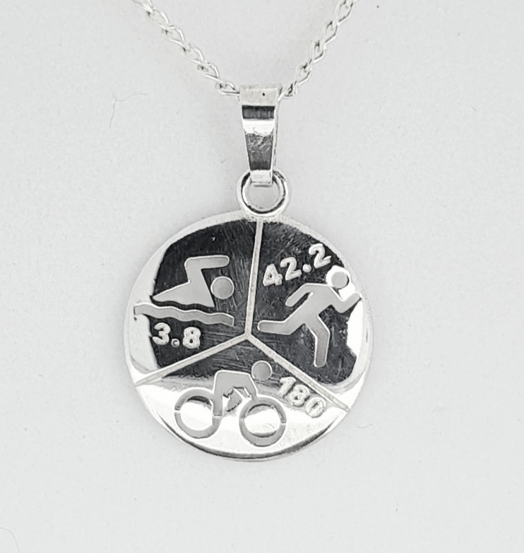 Silver Ultra Distance  Necklat 