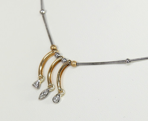 9ct T/T Fancy Diamond necklace 