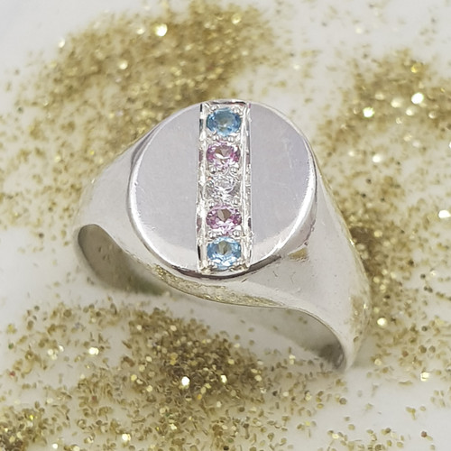 SILVER  Oval Trans Stone set Ring 