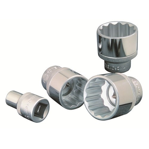 SP TOOLS  SOCKET 1/2DR 18MM