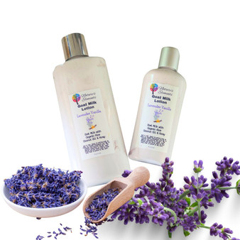 This fragrance captures the soothing essence of lavender. Not overly sweet or herbal. The perfect balance of soft and simple.

 
Top notes: Lavender
Middle notes: Woods
Base notes: Musk