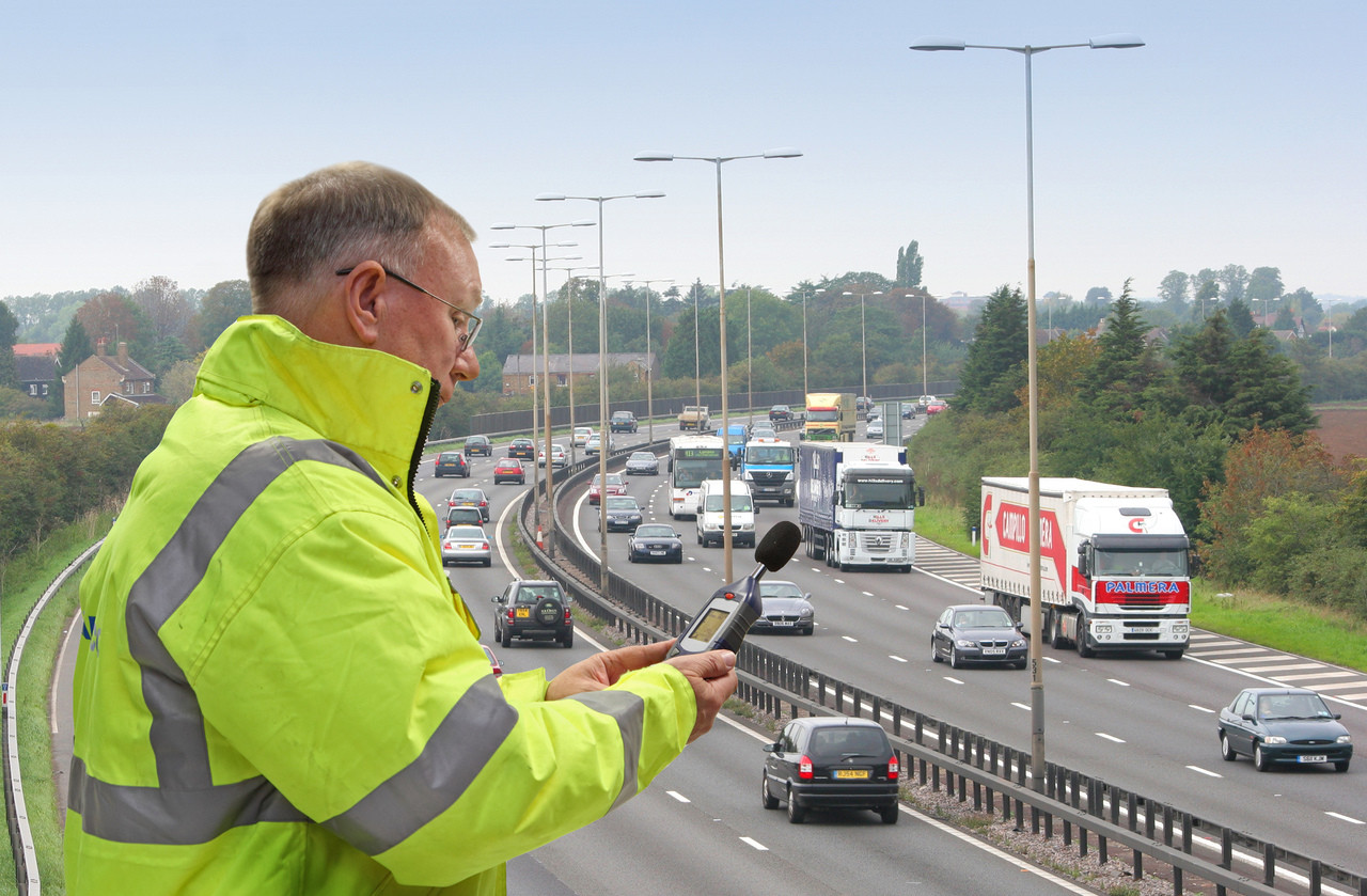 CEL-240 Sound Level Meter Motorway traffic