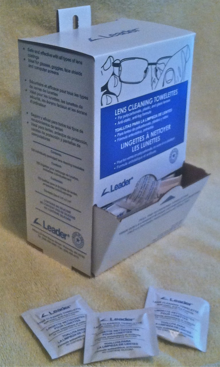 LEADER PreMoistened Lens Cleaning Towelettes 100/box Facility