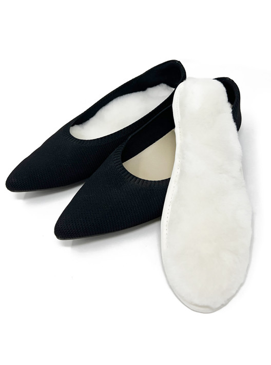 Plush Alpaca Shearling Insoles make any shoes like shearling slippers.
Ladies flats with white alpaca fur insoles. Plush Alpaca Shearling Insoles make any shoes like shearling slippers.
Ladies flats with white alpaca fur insoles.