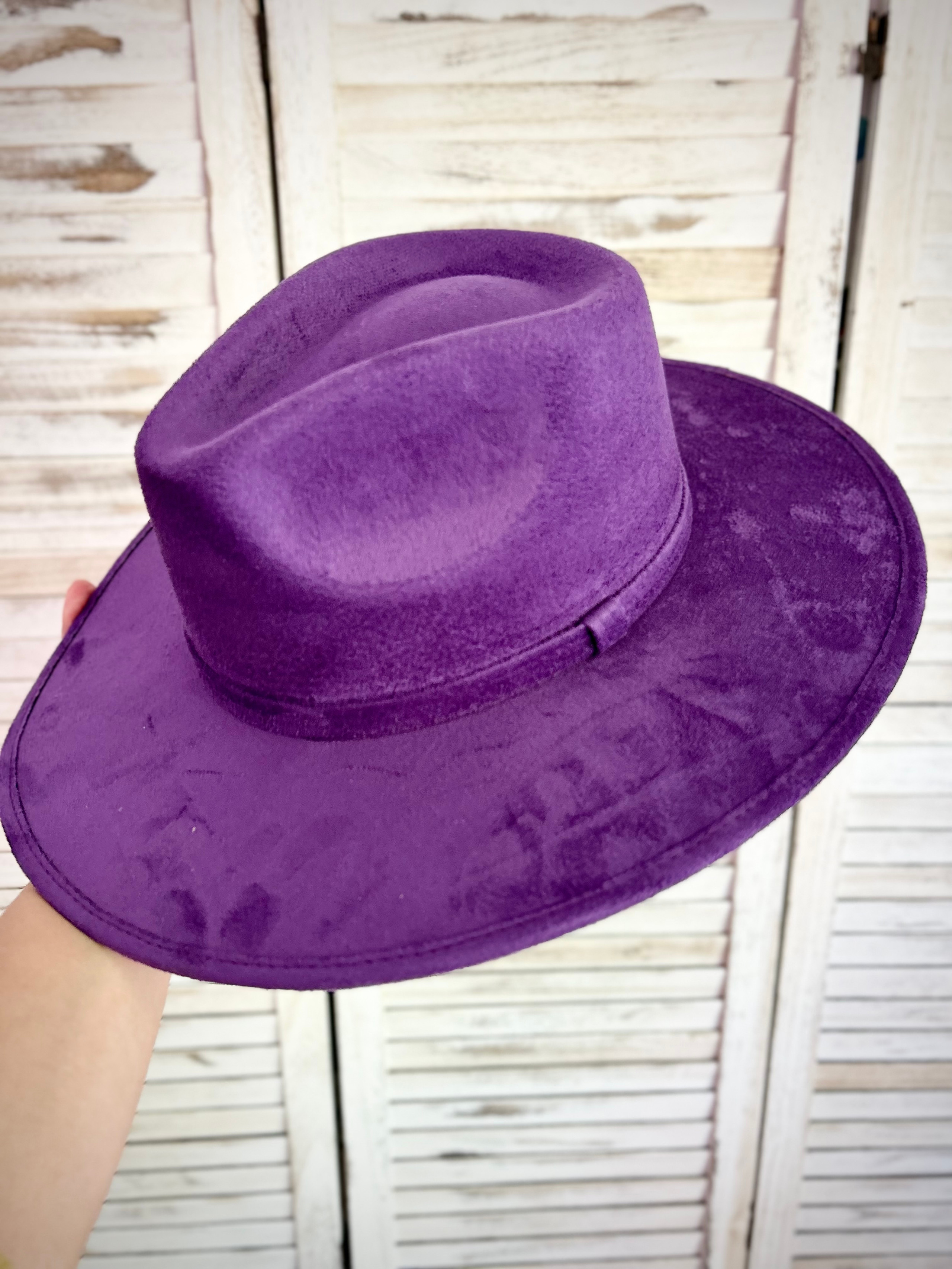 Austin Custom Hat Bar with Hats, Hat bands, Feathers, Trim, and More