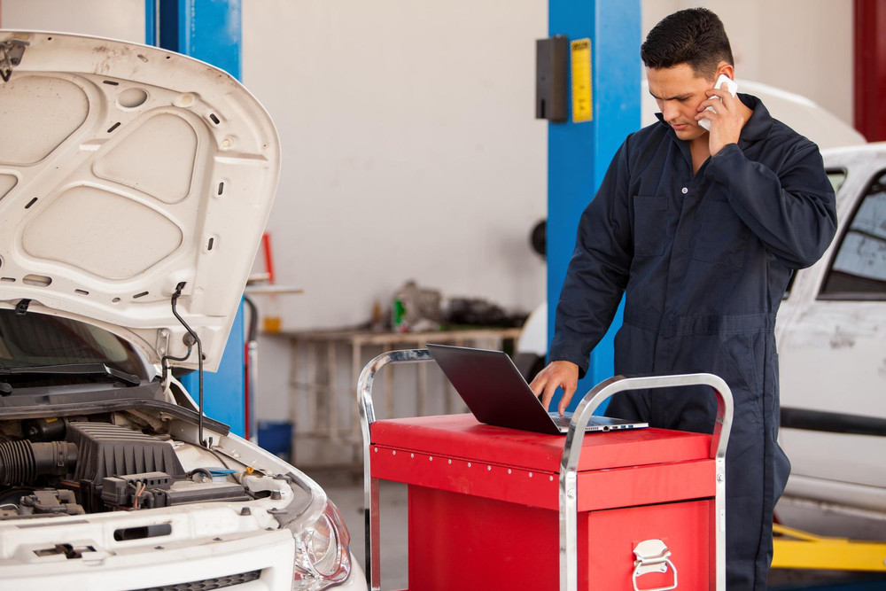 11 Phone Sales Skills Tips for Auto Repair Shops | JMC Auto 11 Phone Sales Skills Tips for Auto Repair Shops | JMC Auto