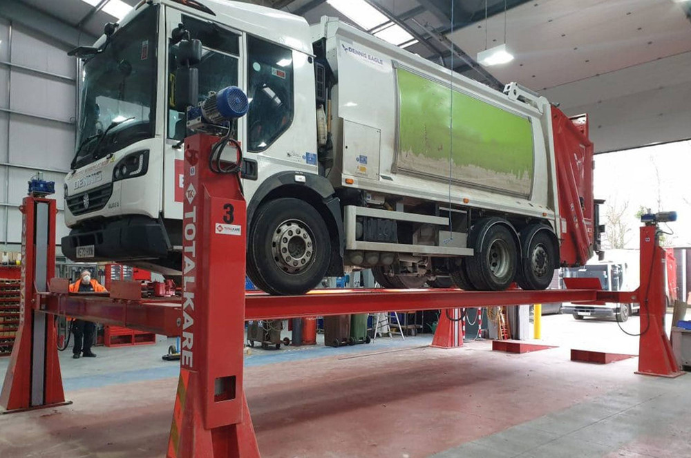 Six Ways a Mobile Column Lift Benefits You Six Ways a Mobile Column Lift Benefits You