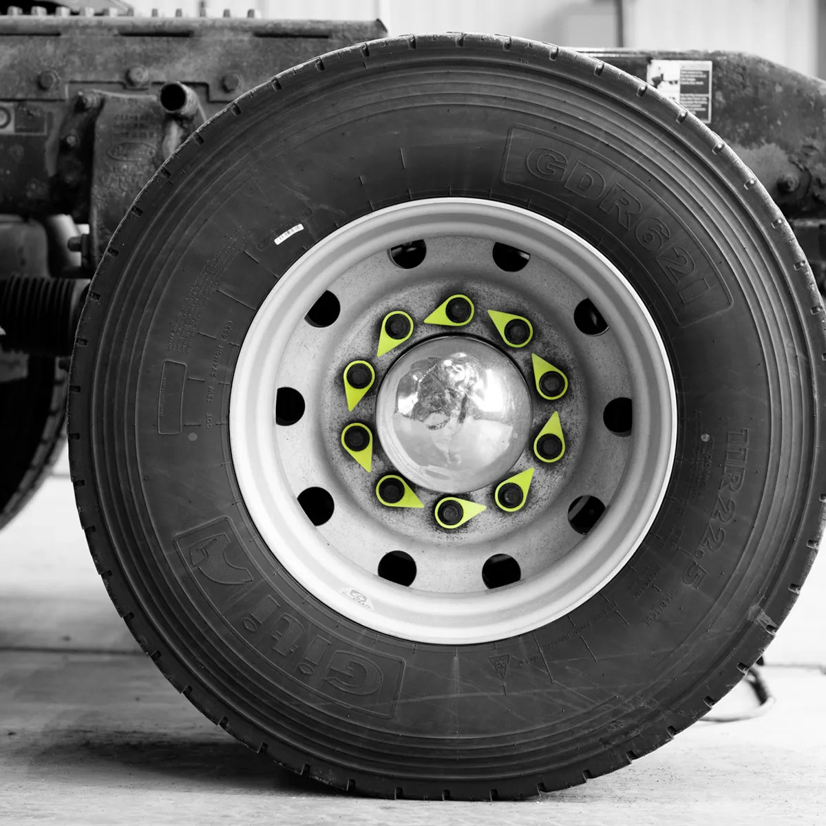 ノア　ペンタ　確認用 Checkpoint CPY44 Checkpoint Wheel nut indicator - Yellow 1 3/4 in