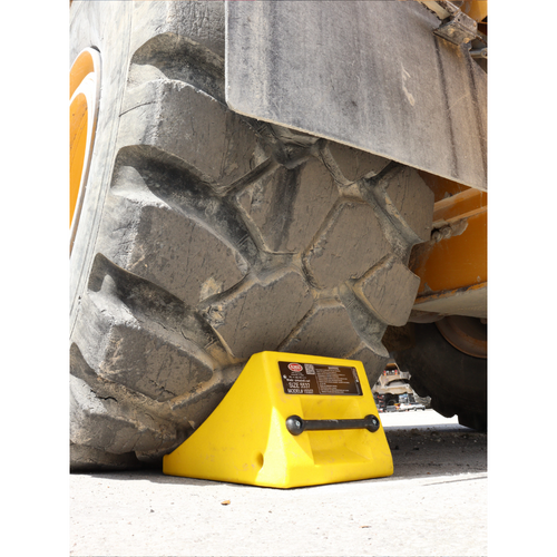 AME 15337 Wheel Chock, Size 5537 for Tire Size Diameter: 47.24" - 86"