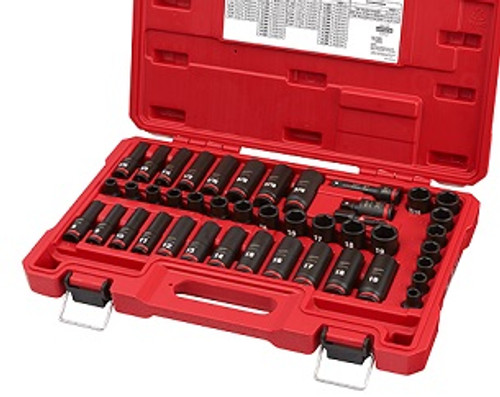 Milwaukee 43-Piece 3/8 Drive Automotive Socket Set