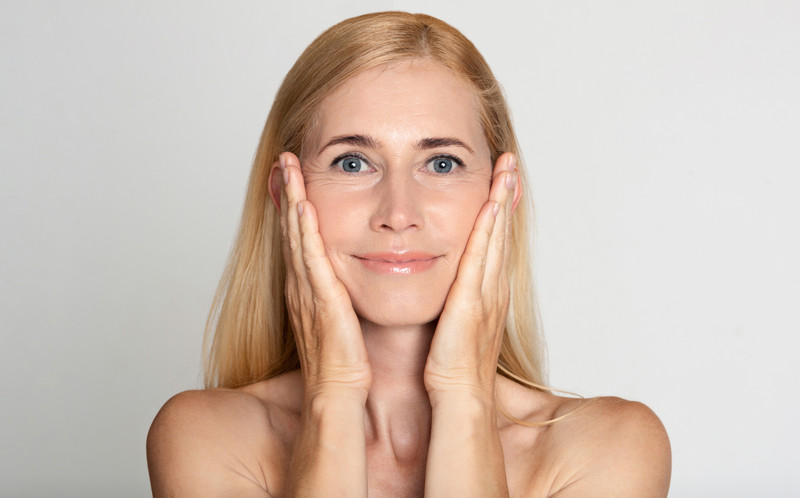 How Vitamin E and CoQ10 Protect Your Skin from Aging