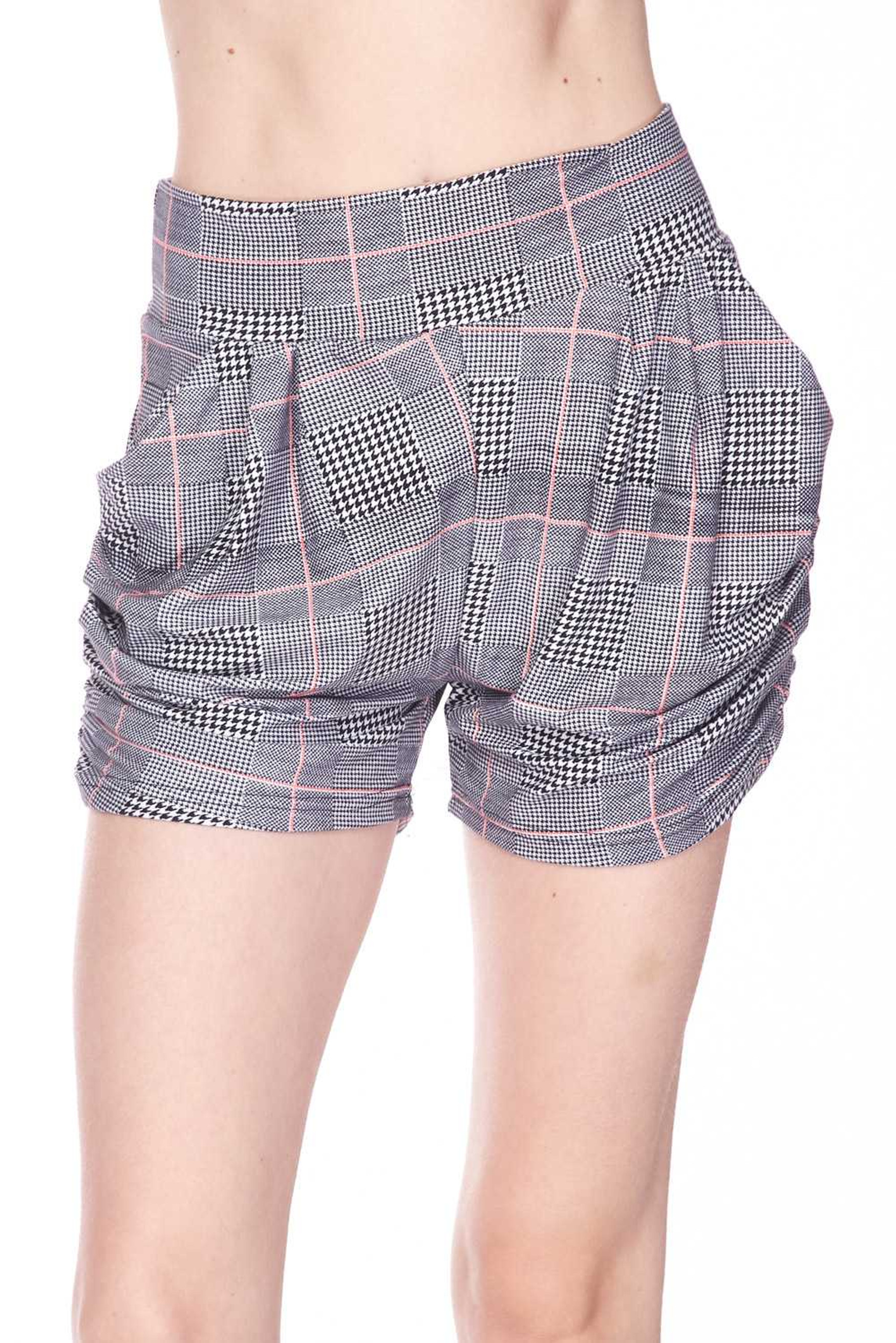 Buttery Soft Coral Accent Textured Houndstooth Harem Plus Size Shorts