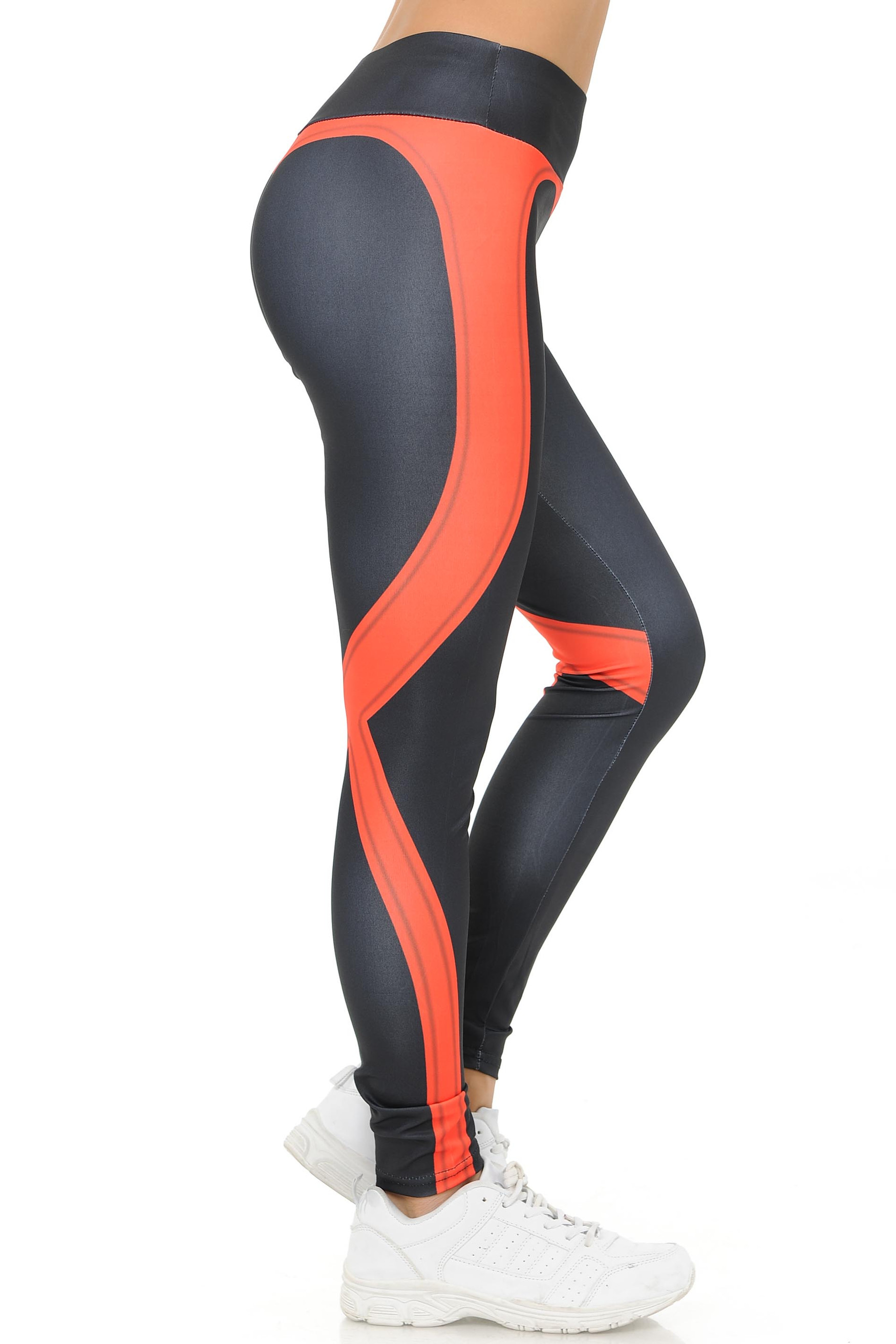Contouring Banded Heart Workout Leggings