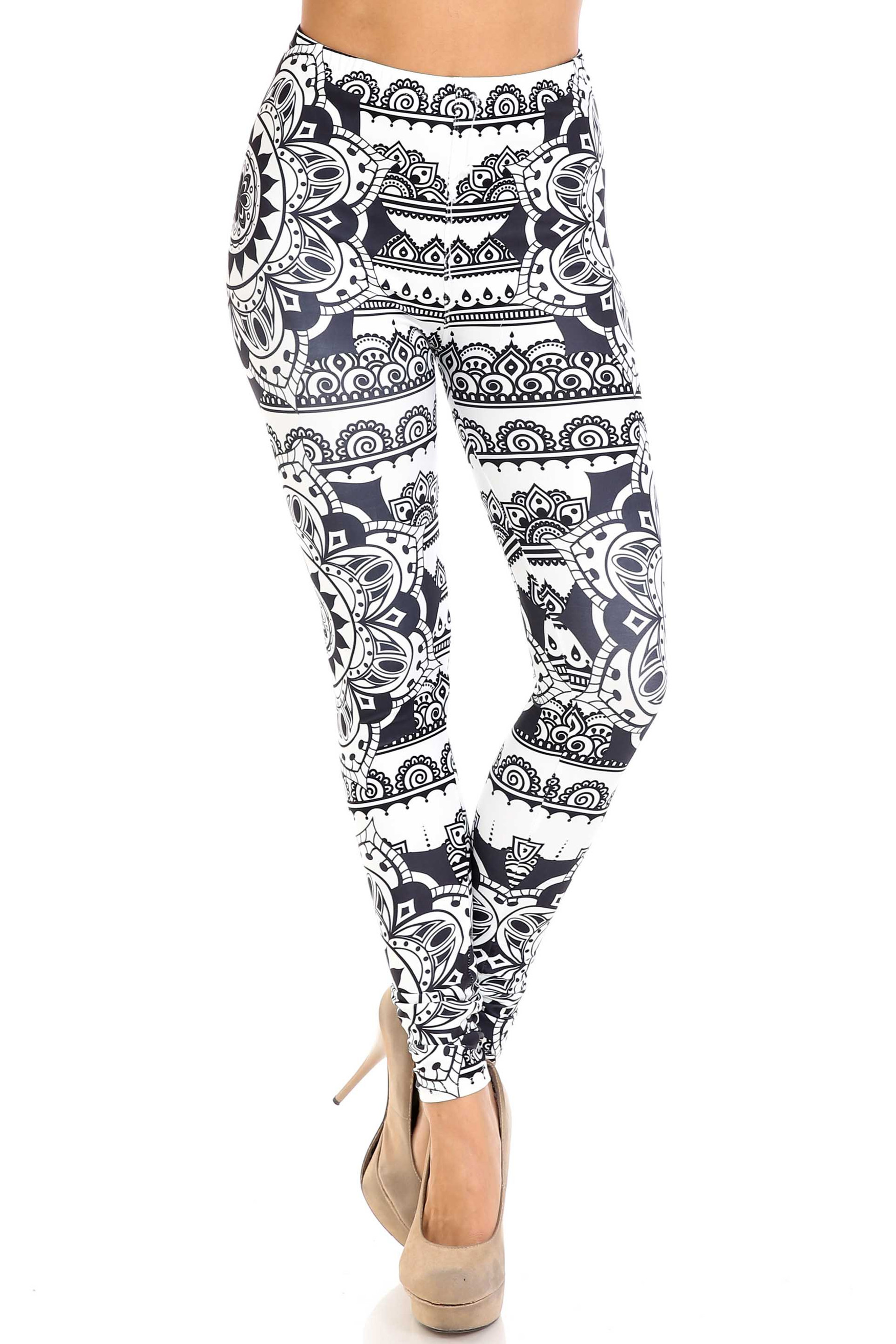Creamy Soft Monochrome Mandala Leggings - By USA Fashion™
