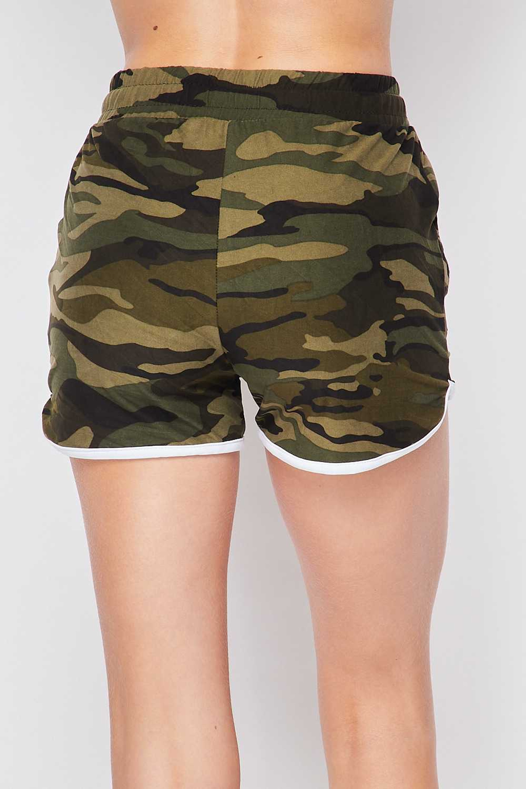 Buttery Soft Green Camouflage Drawstring Waist Plus Size Dolphin Shorts with Pockets