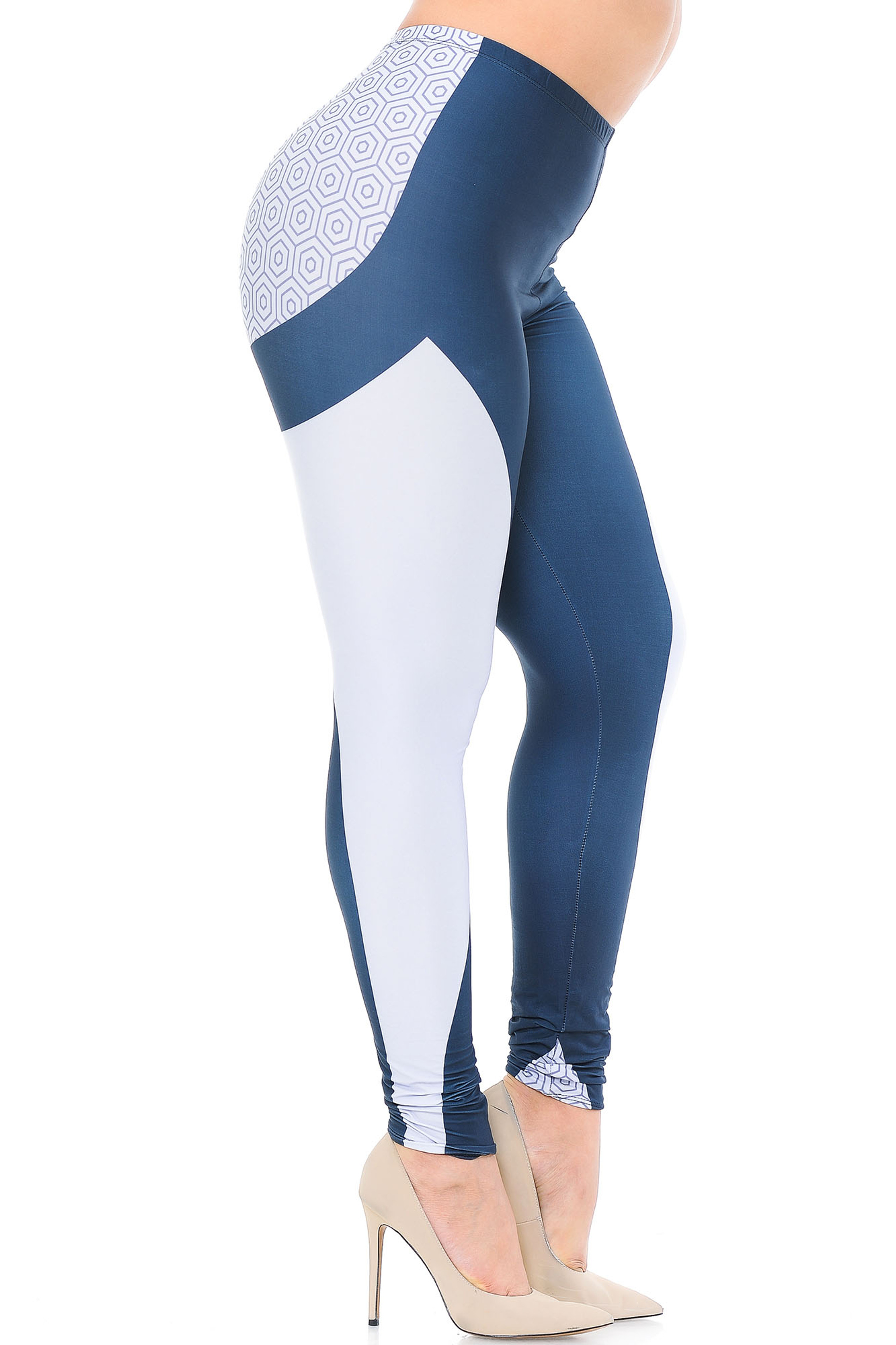 Creamy Soft Contour Crisscross Plus Size Leggings - Signature Collection