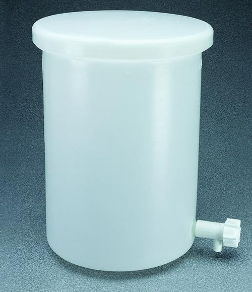 Nalgene 11102-0005 Heavy-Duty Cylindrical Graduated HDPE Tanks with Spigot and Cover_19LT