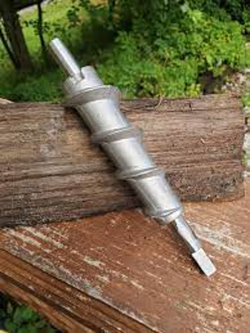 Quaker City E-2 ½ EM Wet Grinding Worm Feed Drive for M4080, 4-E Electric Grinding mill. -M4080-1 Quaker City E-2 ½ EM Wet Grinding Worm Feed Drive for M4080, 4-E Electric Grinding mill. -M4080-1