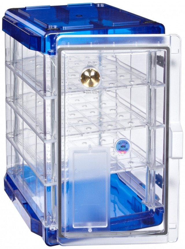 Cabinet Desiccators, Plastic