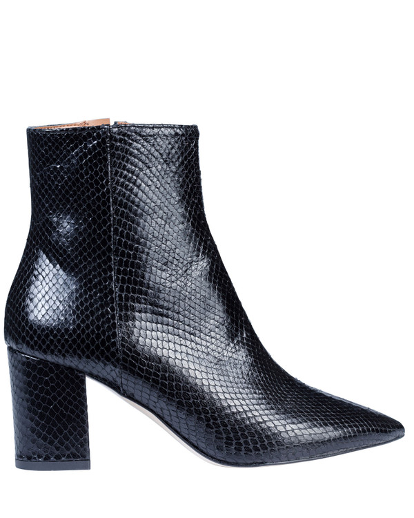 Bianca Buccheri 1359bb Essie Black