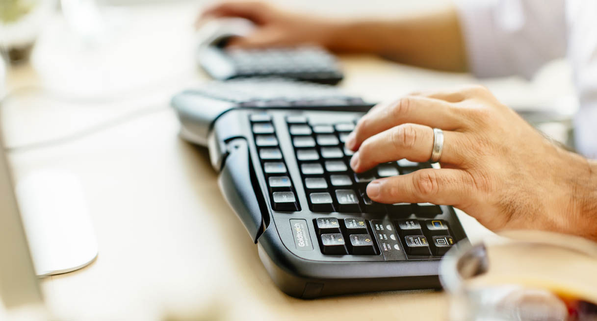 Goldtouch V2 Adjustable Keyboard GTU-0088 | Shop Goldtouch Keyboards