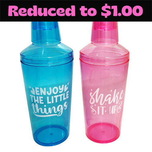 MD2699-2 Mums Mixer

REDUCED TO $1.80!!! plus GST

Shake up a storm and mix up your favourite beverage in our fabulous Mixer!  Great colourway and cute logo!  550mL capacity, product height 23cm. 

Product Info: a drink shaker with built-in strainer, suitable for mixing and pouring drinks.  Available in 2 colours/designs: blue: Enjoy the Little Things; pink: Shake it Up.