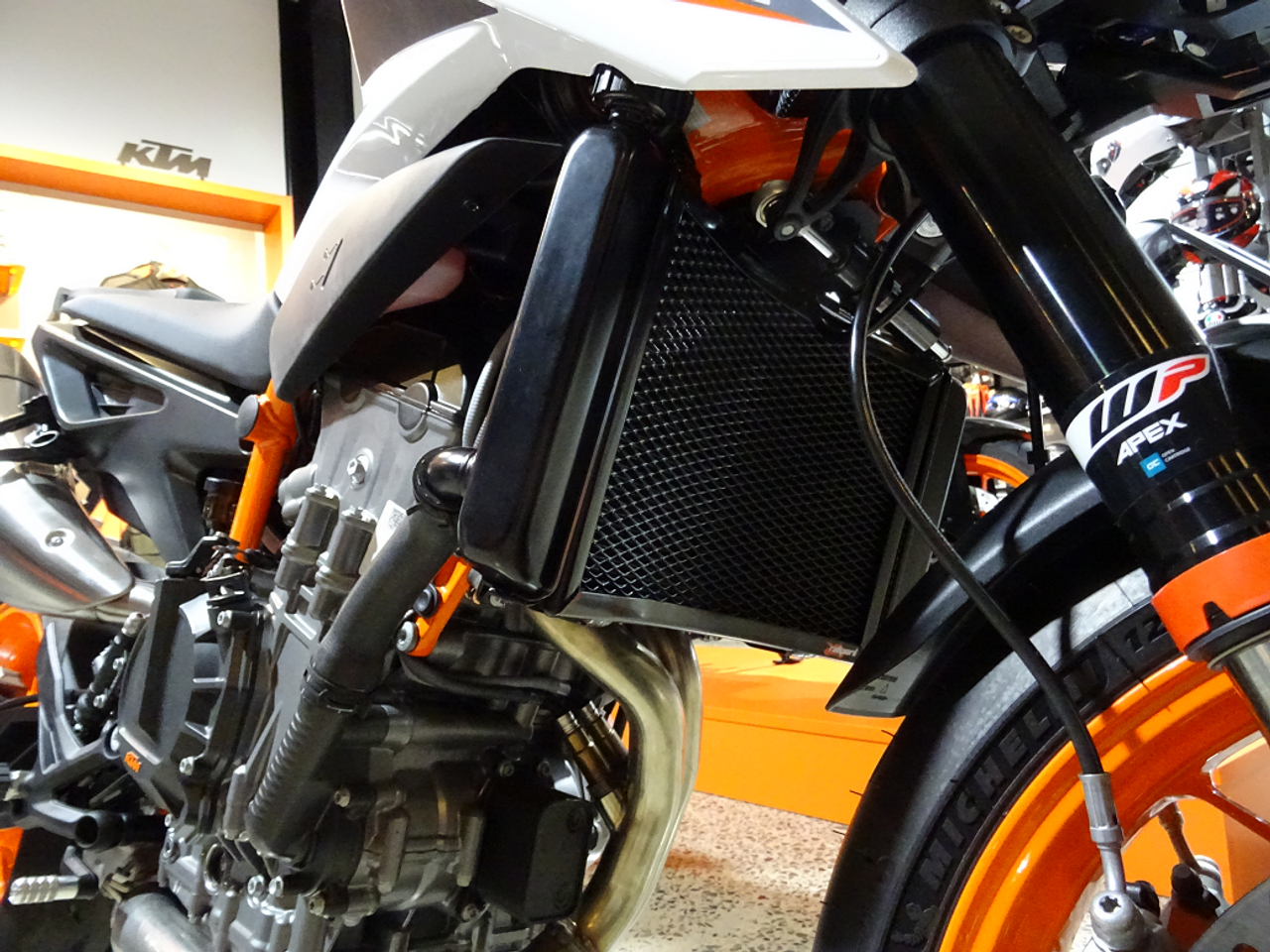 KTM 890 Duke R, Radiator Guard, Rad Guard, Stone guard, radiator protection, Protector, stone grill, motorcycle guard