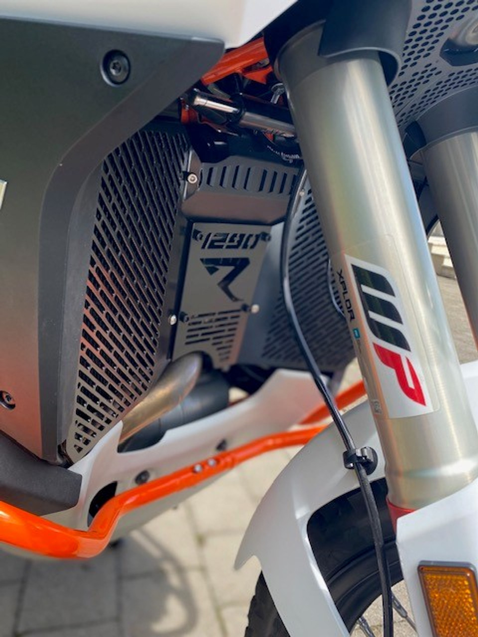 KTM 1290 Super Adventure R,  Radiator Guard, Rad Guard, Stone guard, radiator protection, Protector, stone grill, motorcycle guard