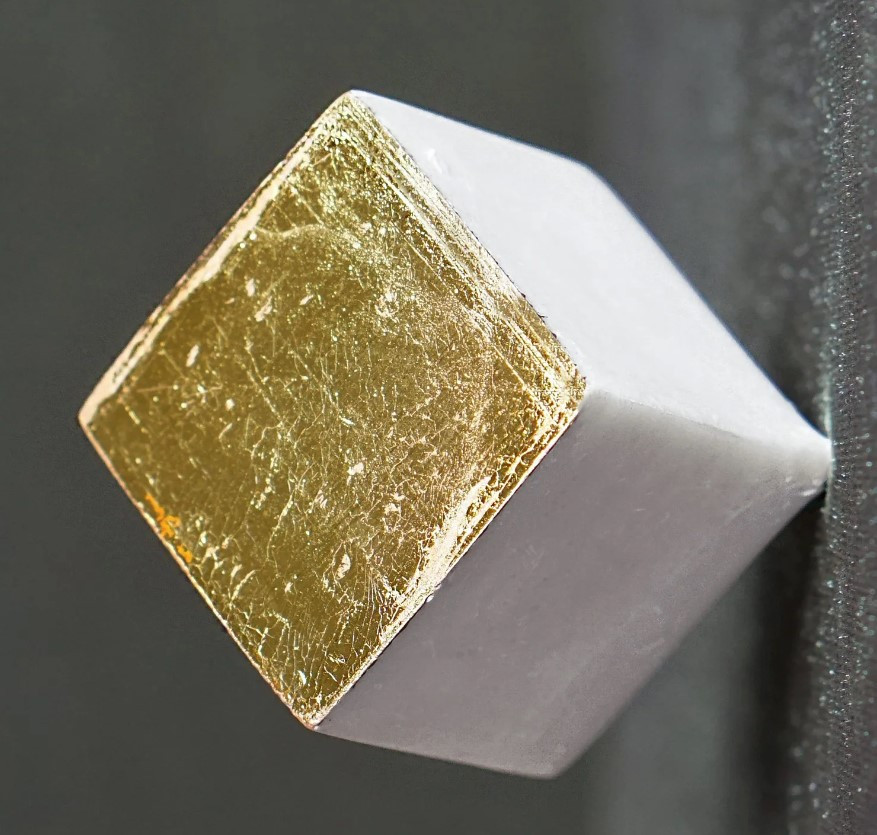 Wall Play Pivot Gold (set of 10)