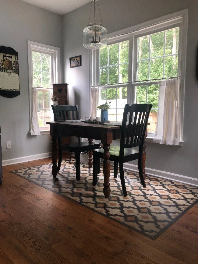 Classic Pattern 31 Rajha - vinyl floor cloth size 52x96 used in a dining room 